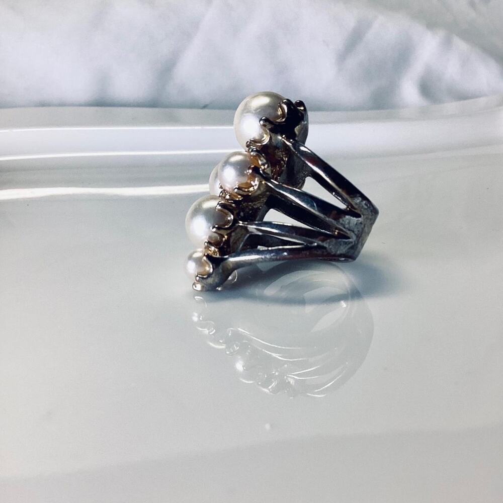 Large Artificial Pearls Statement Ring